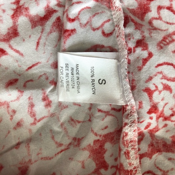 Grand & Greene V-Neck 3/4 Sleeve Printed Blouse Sz. S - Picture 7 of 7